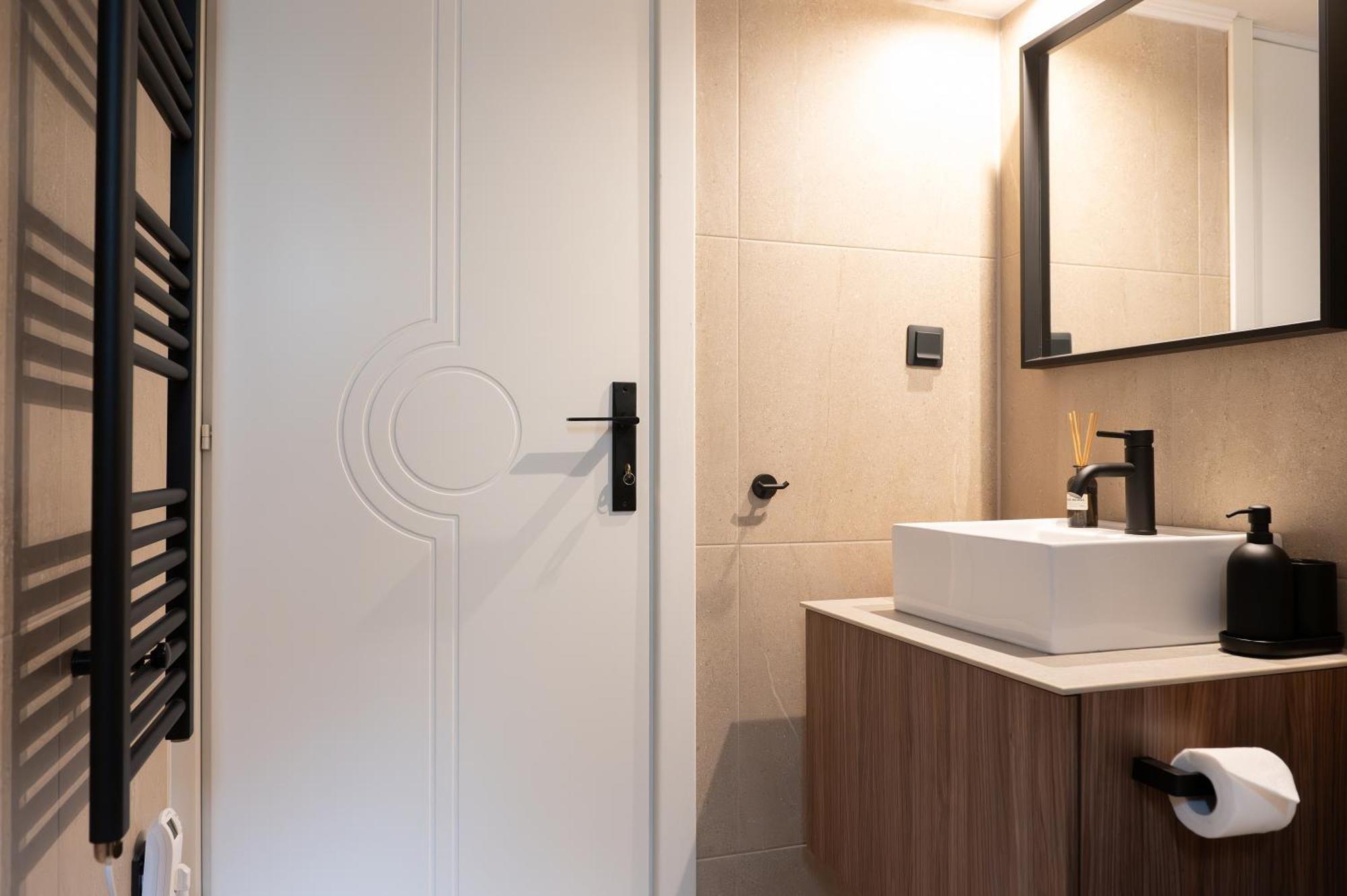 Escape Stay Center Xanthi - Private Parking - Menohomes 4A Экстерьер фото
